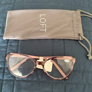 NWT LOFT Cateye Readers Reading Glasses 2.0 Peach Cream Tortoiseshell w/ pouch.